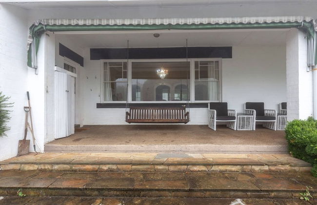 Classic 5 Beds Mt Dandenong Resort - Photo 38