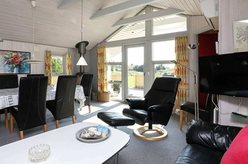 Photo 6 - 8 Person Holiday Home in Blavand