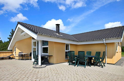 Foto 17 - 8 Person Holiday Home in Blavand