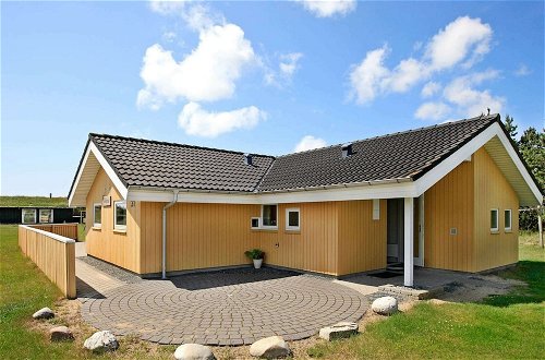 Foto 20 - 8 Person Holiday Home in Blavand