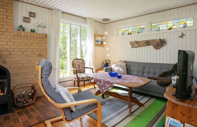 4 Person Holiday Home in Logstor - Foto 8