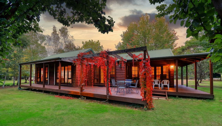 Foto 1 - Beechworth Cedar Cottages