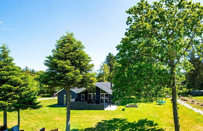 6 Person Holiday Home in Logstor - Foto 3