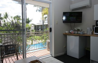 Photo 2 - Resort Serviced Apartments - Mandurah