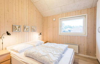 Photo 3 - 6 Person Holiday Home in Blavand