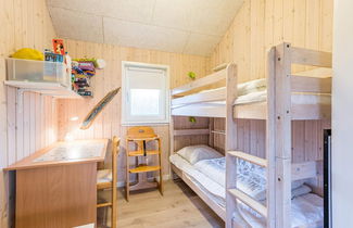 Photo 2 - 6 Person Holiday Home in Blavand