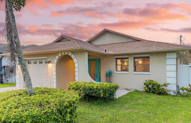 Private Pool + Sunroom Beach Escape at Manatee - Photo 38