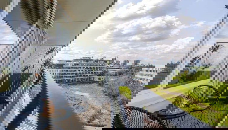 Photo 1 - Apartment in Antwerp With View on the Scheldt