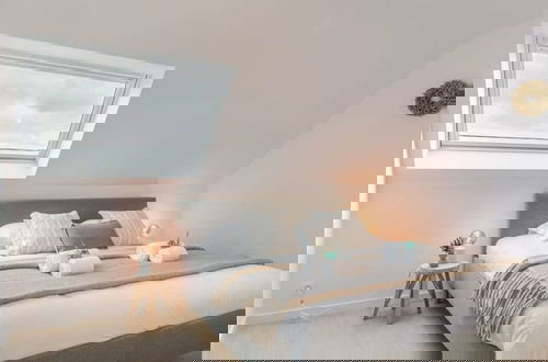 Foto 4 - Holiday Home With Garden for up to 10 Guests