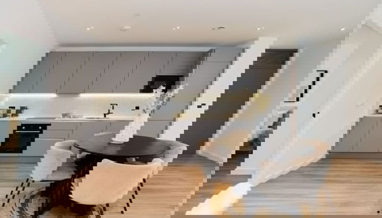 Photo 1 - The Tottenham Hideaway - Alluring 1bdr Flat With Balcony