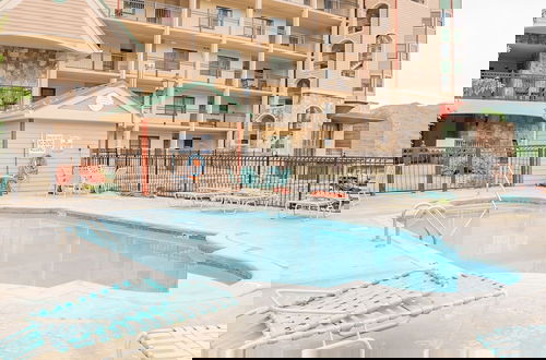 Foto 65 - Luxurious Condo Pool Fireplace Hiking