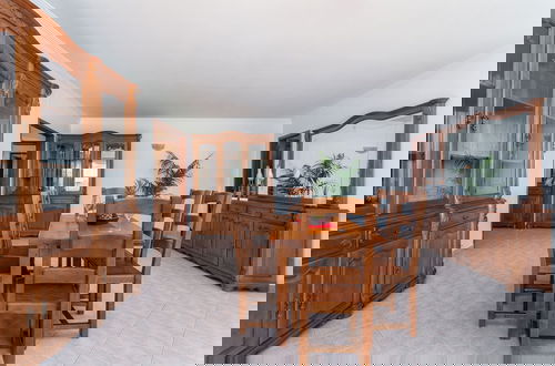 Foto 3 - BnB Homes Luxurious Apartment With 2 Bedrooms