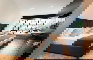 Foto 3 - 2 Sidebyside Suites in Athens Riviera by The Olon