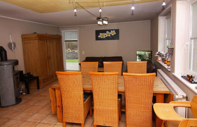 Spacious Holiday Home in Neukirchen - Foto 21