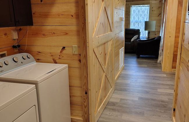 Anglers Riverfront Cabins - Photo 7