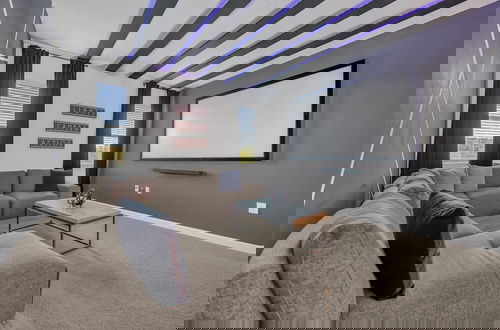 Foto 47 - Upstay - 20-guest-all-theme-rooms-pool-spa-theatre