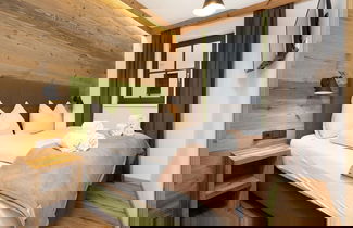 Photo 3 - Attractive Chalet on the Ski-slopes