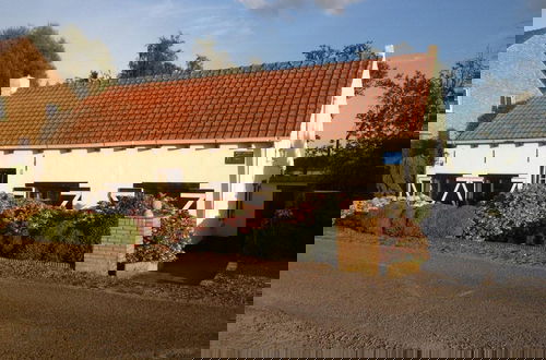 Foto 32 - Attractive Bungalow With Garden