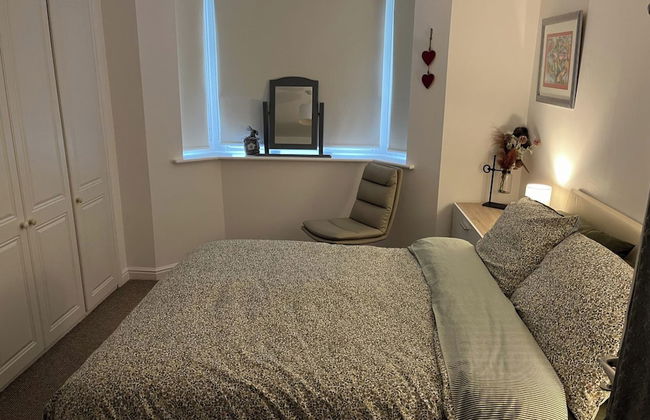 Sleeps 4 With Ensuite and Free Parking - Foto 5