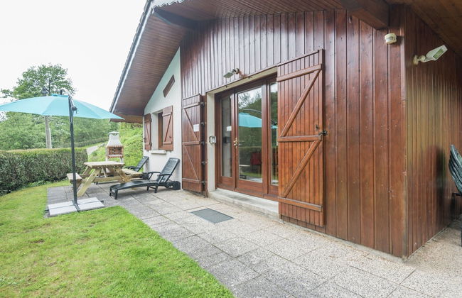 Chalet in Lovely, Rich Forest Setting With a Beautiful View - Foto 57