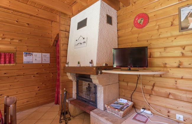 Chalet in Lovely, Rich Forest Setting With a Beautiful View - Foto 50