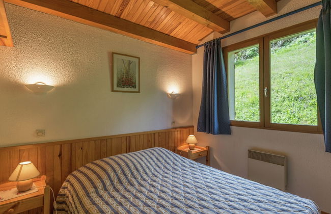 Chalet in Lovely, Rich Forest Setting With a Beautiful View - Foto 3