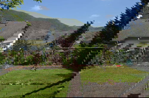 Foto 56 - Comfortable Holiday Home Near Vineyards in Bremm
