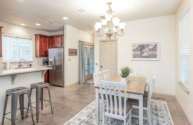 Upstay - Govalle Get-a-way - Foto 1