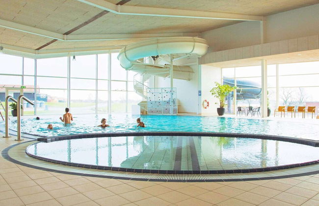 6 Person Holiday Home on a Holiday Park in Grasten - Foto 6