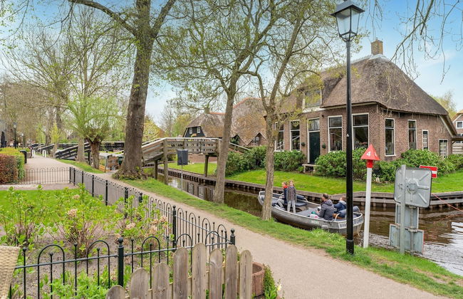 Lodge in Giethoorn With Breakfast - Foto 55