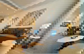 Foto 1 - Oxford House Apartment
