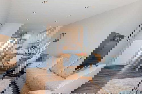 Foto 11 - Cosy Apartment With Frontal Seaview
