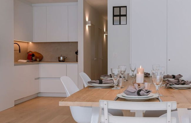 Spacious two Bedroom Apartment in Knokke - Photo 3