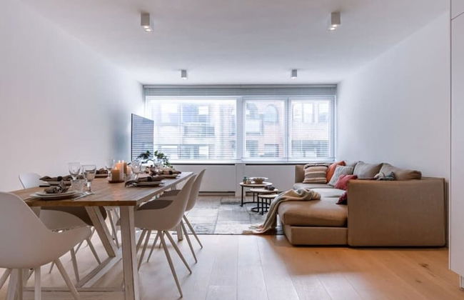 Spacious two Bedroom Apartment in Knokke - Photo 13