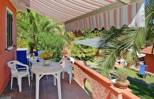 Apartment in Capoliveri Near Sandy Beaches - Foto 8