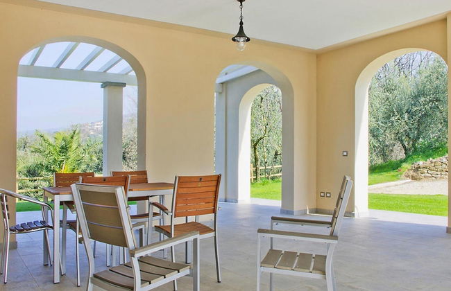 Alluring Apartment in Lamporecchio - Foto 10