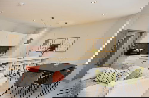 Photo 3 - The Putney Retreat - Charming 2bdr Flat