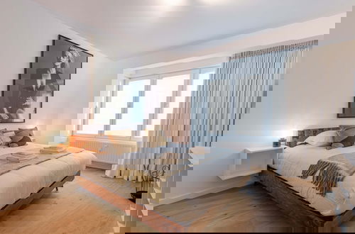 Foto 6 - Modern 3-bedroom Apartment Family-friendly Touches