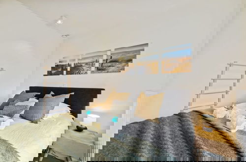 Foto 54 - Apartment With Natural Swimming Pool