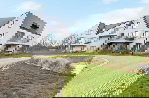Foto 8 - Apartment With Natural Swimming Pool