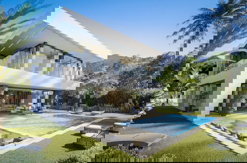 Photo 1 - Luxury Villa in Perfect Location With sea Views