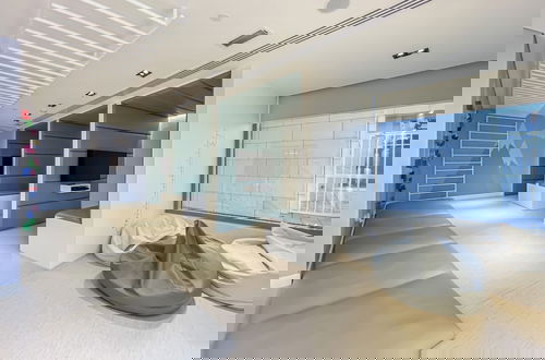 Foto 19 - Luxury 2BR Duplex Loft Burj Daman DIFC