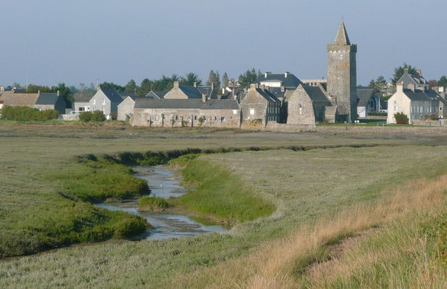 Country House in Normandy Near Portbail Beach - Foto 22