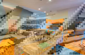 Photo 3 - Sosuite 2BR Apt w W D Gym On-site Restaurant