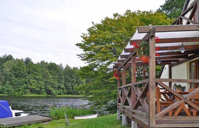 Holiday House by the Lake With a Fireplace - Foto 32