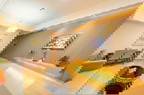 Photo 18 - Keluowei International Apartment Hotel