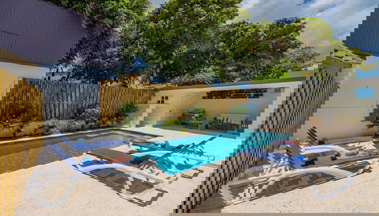 Foto 1 - Brand NEW Private Pool King Beds Palmbeach