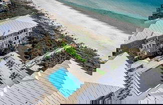 Foto 2 - Steps to Rosemary Beach, Pool, Patio w/ Firepit The Salty Perch by Avantstay