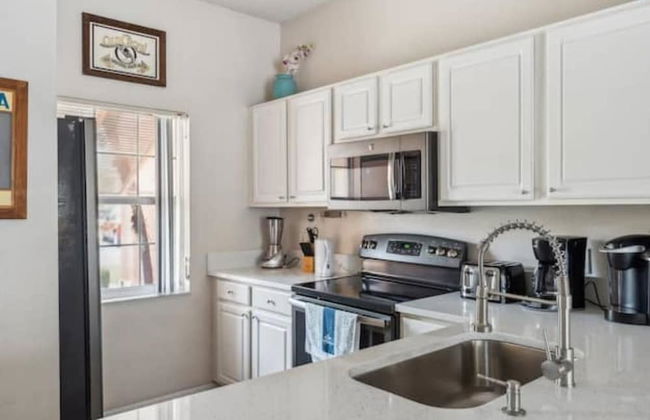 Beautiful Townhome at Lake Barkley With Pool View! - Foto 10