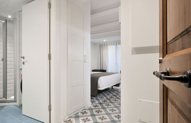 Uma Suites Sagrada Familia - Foto 2